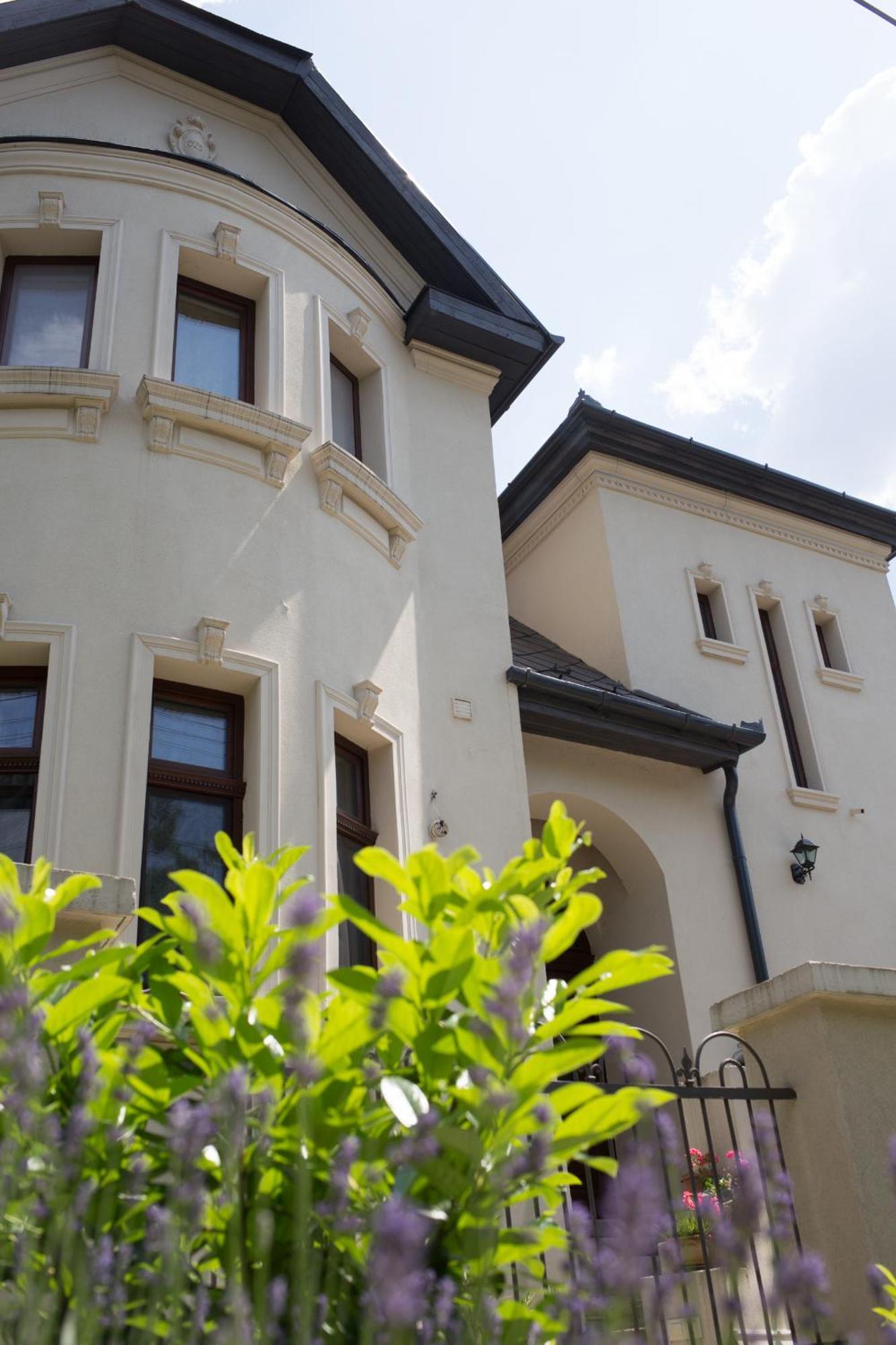 Kuria Apartman With Private Jacuzzi And Pool Budapest Exterior photo