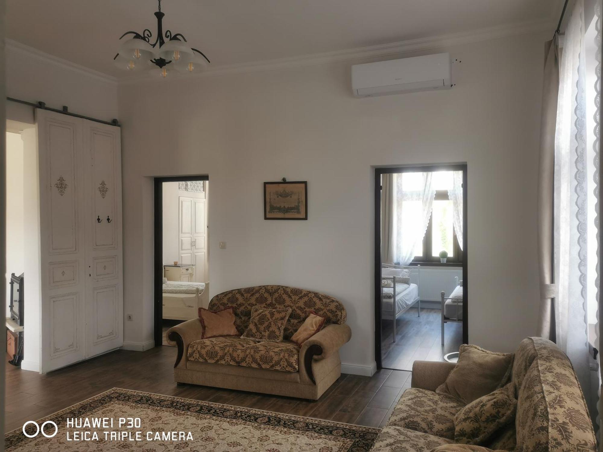 Kuria Apartman With Private Jacuzzi And Pool Budapest Exterior photo